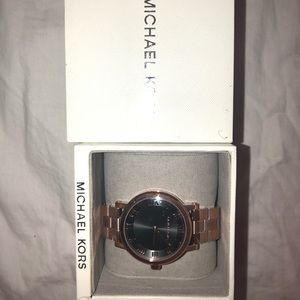 MICHAEL KORS BRAND NEW ROSE GOLD WATCH